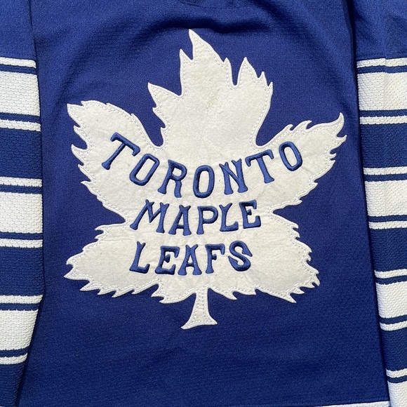 Jonathan Bernier Toronto Maple Leafs Winter Classic Jersey - Picture 4 of 6